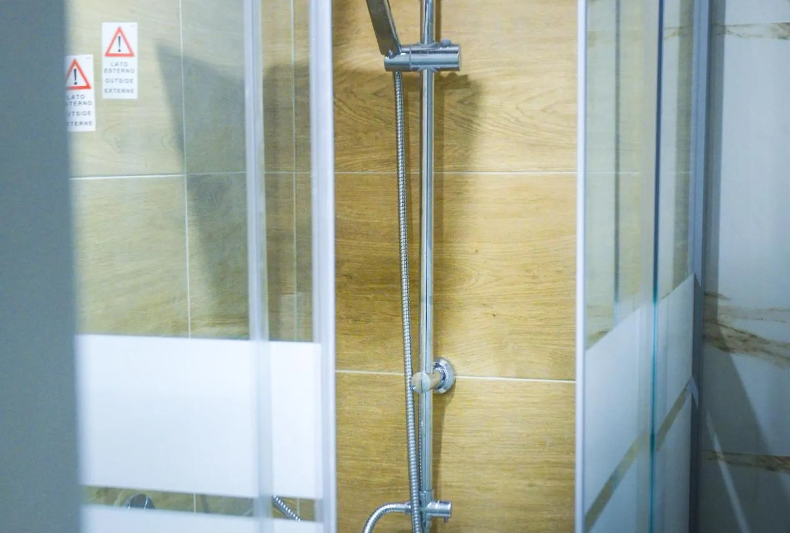 公寓 Manzoni 10 Apartament 巴里