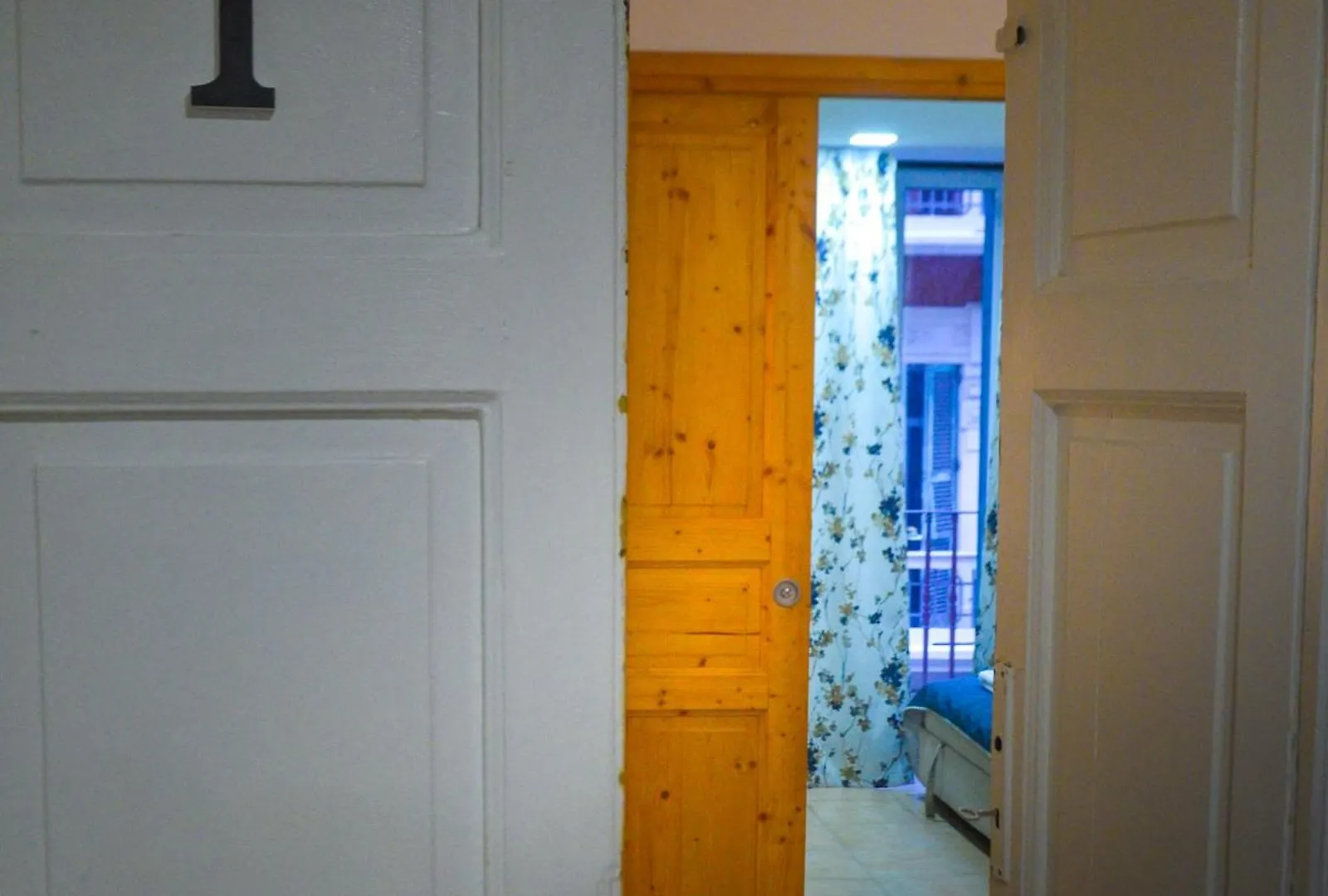Manzoni 10 Apartament 巴里