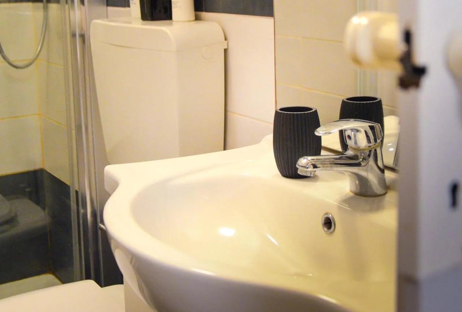 Manzoni 10 Apartament 巴里 公寓