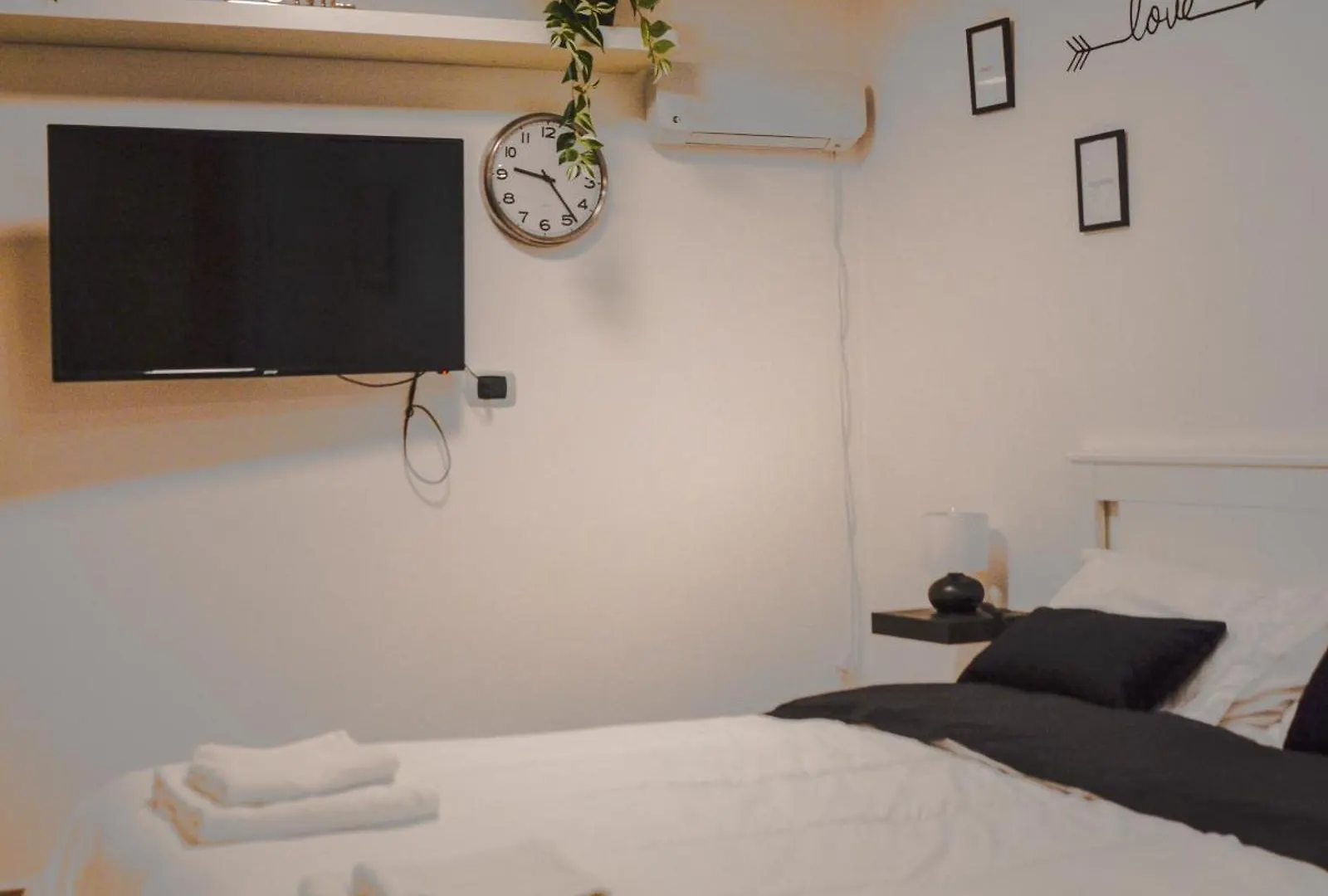 Manzoni 10 Apartament 巴里