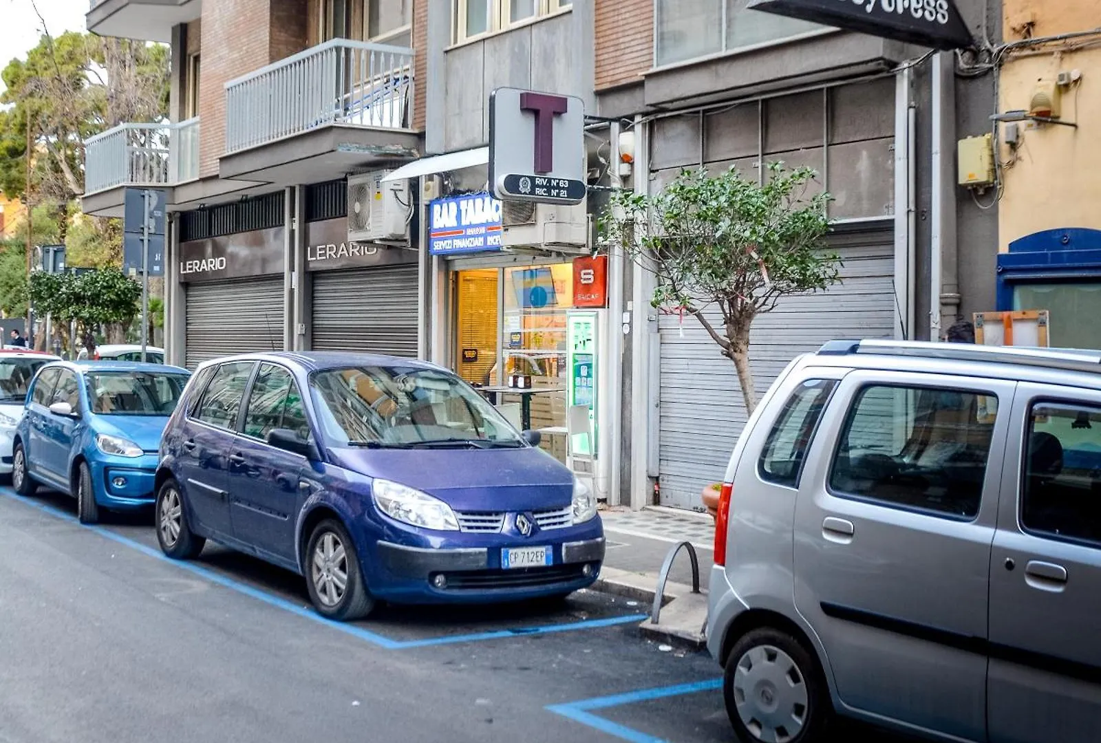 Manzoni 10 Apartament 巴里